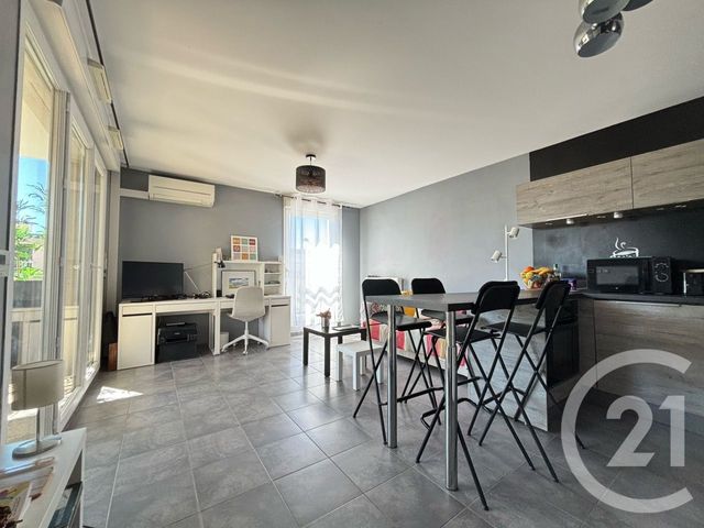 Appartement F3 à vendre - 3 pièces - 55,39 m2 - La Valette Du Var - 83 - PROVENCE-ALPES-COTE-D-AZUR