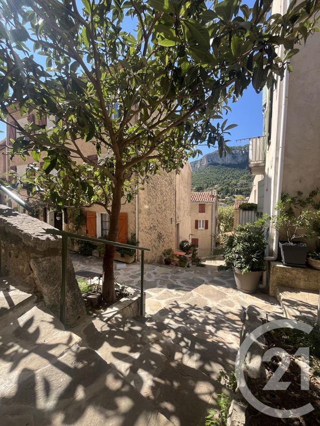 Maison à vendre - 4 pièces - 89,26 m2 - Le Revest Les Eaux - 83 - PROVENCE-ALPES-COTE-D-AZUR