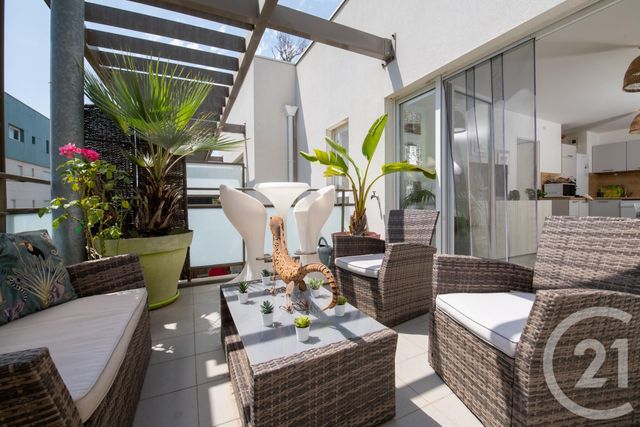 Appartement T4 à vendre - 4 pièces - 79,30 m2 - La Valette Du Var - 83 - PROVENCE-ALPES-COTE-D-AZUR