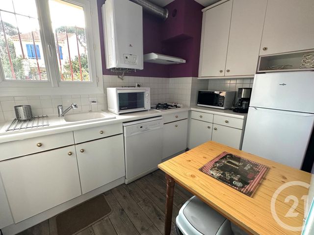 Appartement F3 à louer - 3 pièces - 56,33 m2 - Toulon - 83 - PROVENCE-ALPES-COTE-D-AZUR