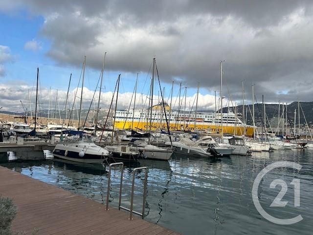 Parking à vendre - 29,66 m2 - Toulon - 83 - PROVENCE-ALPES-COTE-D-AZUR